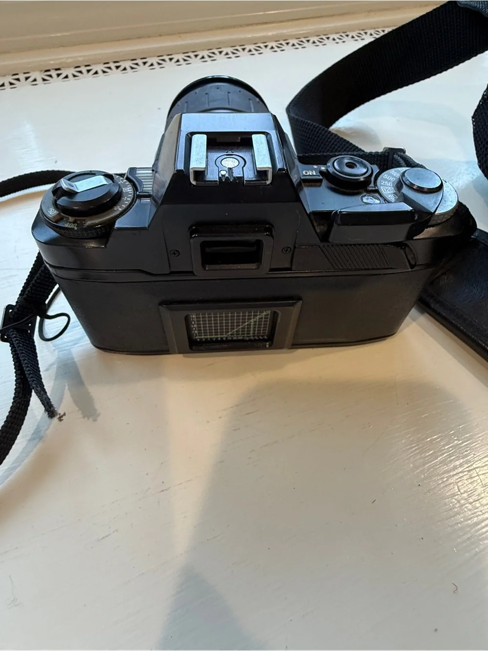 RICOH XR-30 35mm SLR Camera in Black with Zoom Lens + Bag